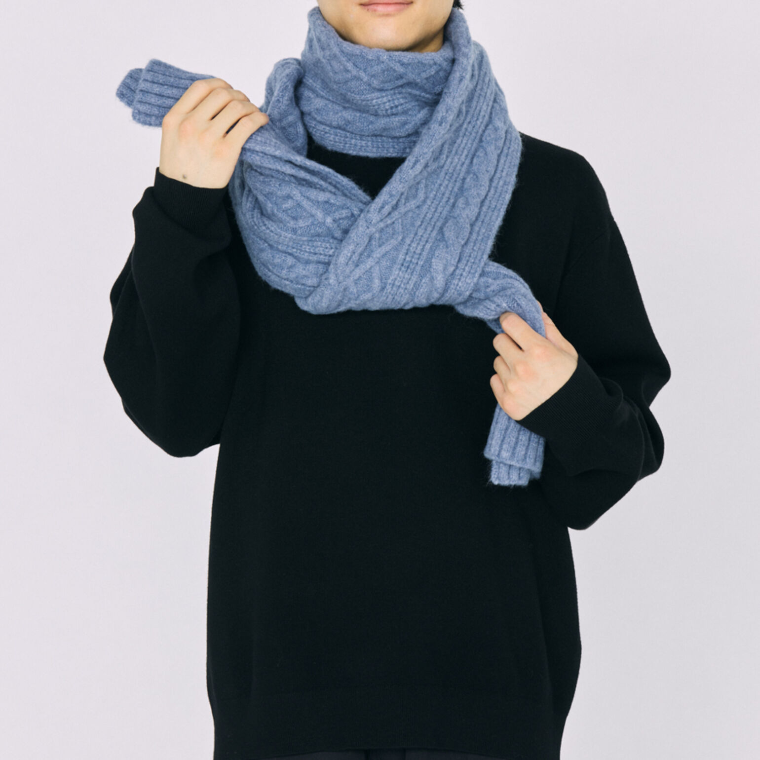 完全ガイド】定番から話題まで！おしゃれなマフラー・ストールの