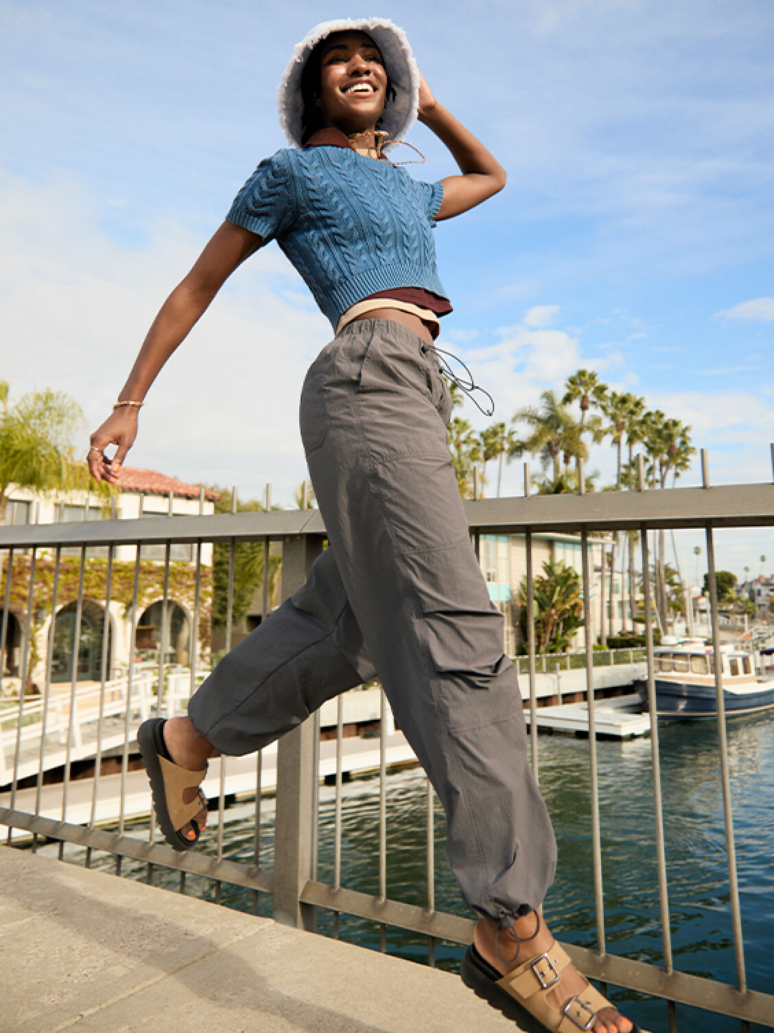 #TRIP-TO-FAR-OUT-PLACES_03