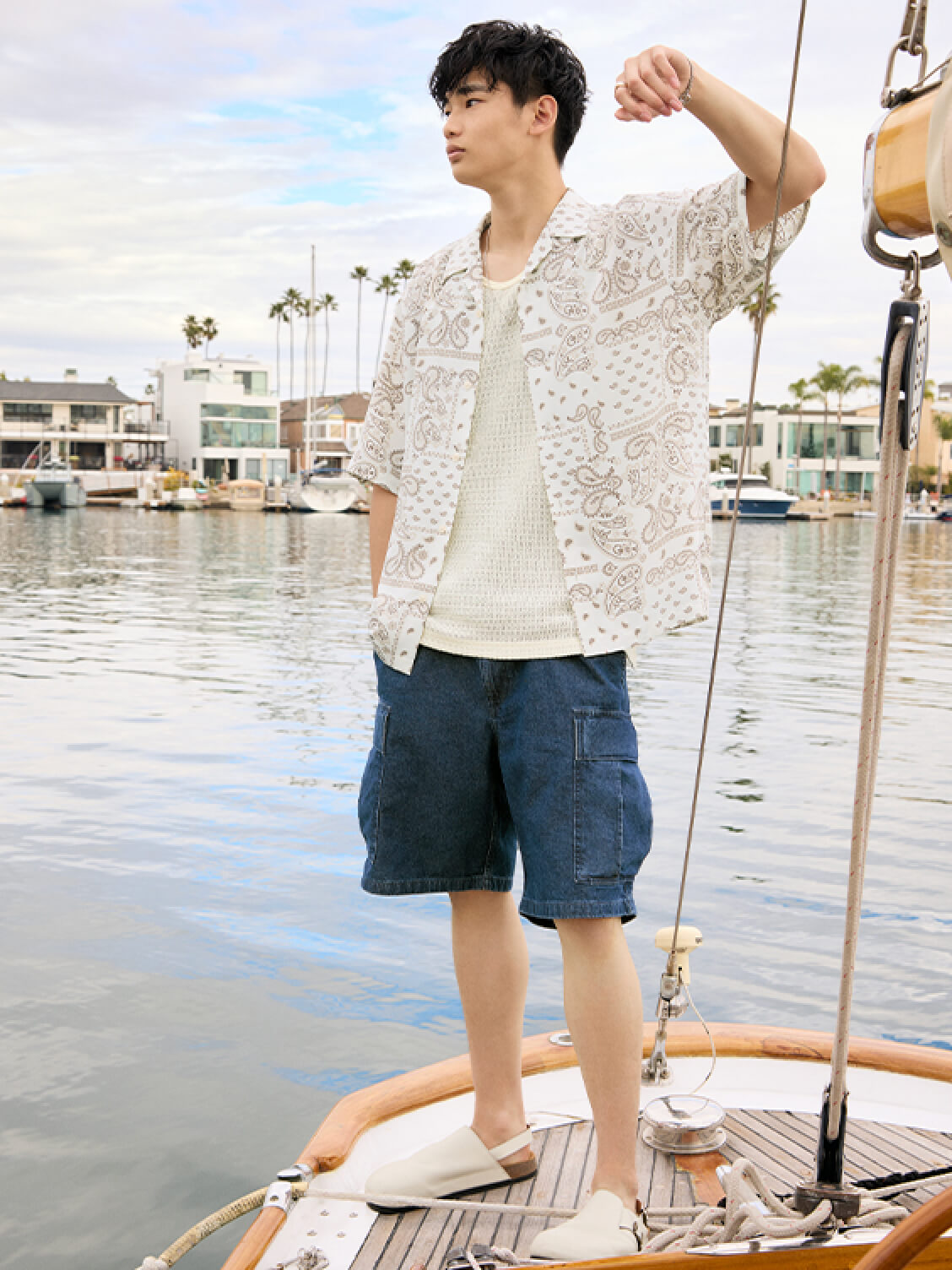 #TRIP-TO-FAR-OUT-PLACES_04