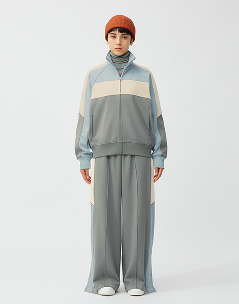 160cmのモデルがMサイズを着用したイメージ