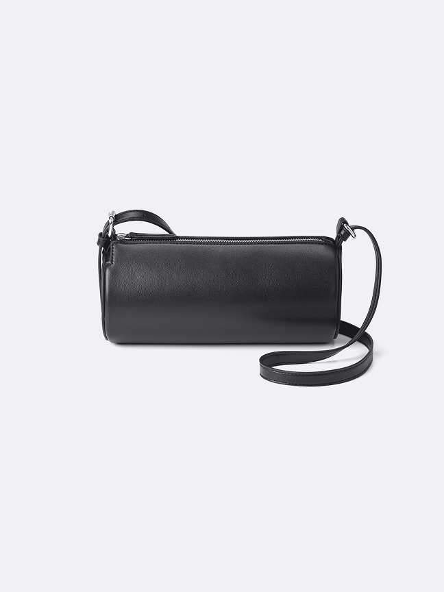 W's cylinder bag