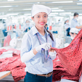 THE PEOPLE BEHIND OUR CLOTHES