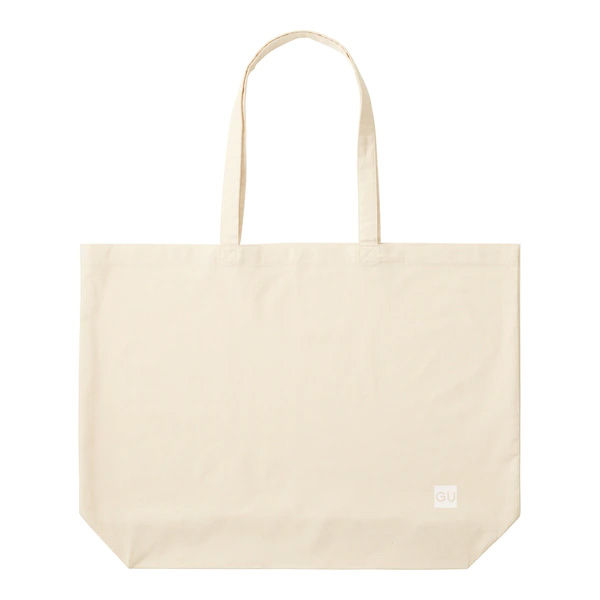 COMMITMENT TO REDUCING SINGLE-USE PLASTIC